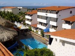 Margarita - Vista Piscina Hotel Puerta del Sol Playa El Agua