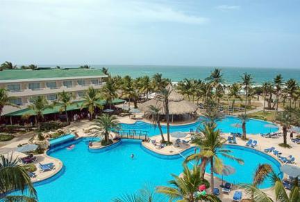 Piscina Hotel Sun Sol Isla Caribe en Margarita